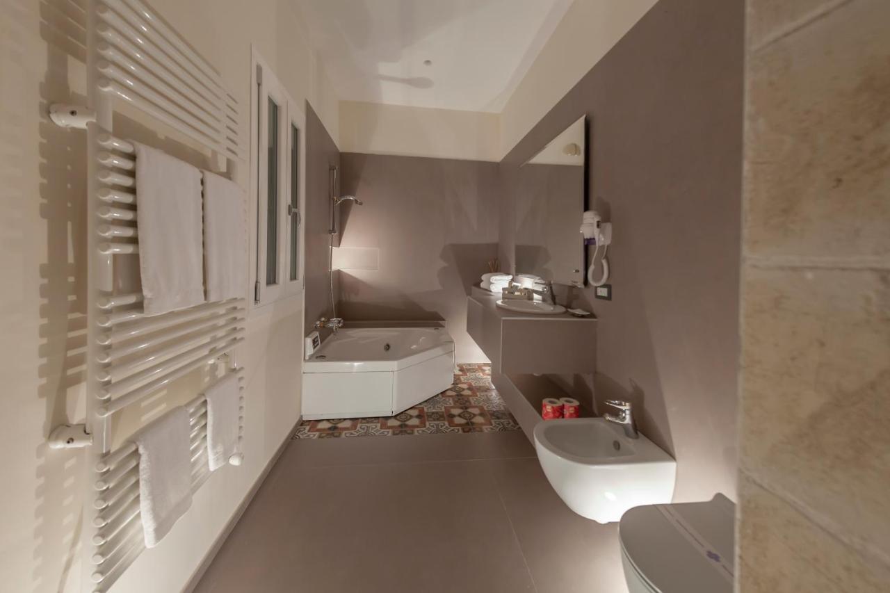 Meteoron Luxury Rooms Матера Экстерьер фото